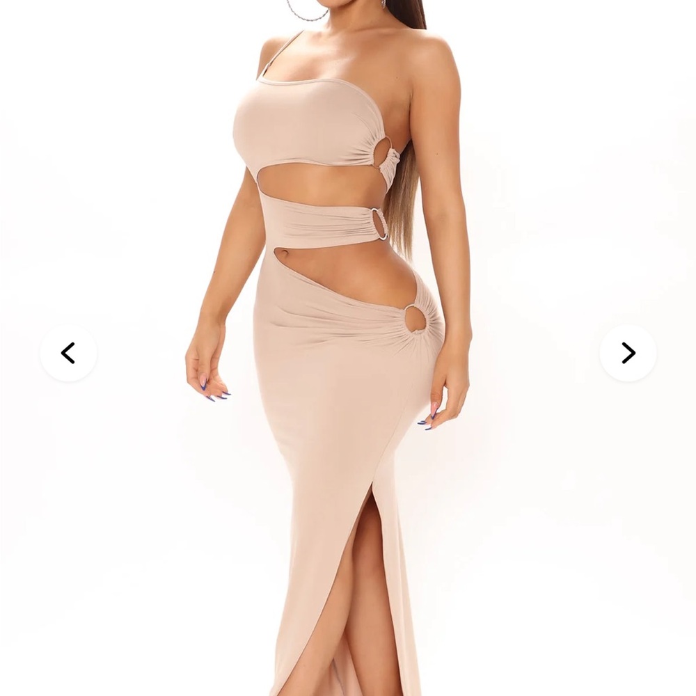 Elegant Beige Maxi dress